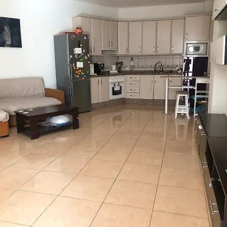 Cozy Pool View Daire Los Cristianos (Tenerife)